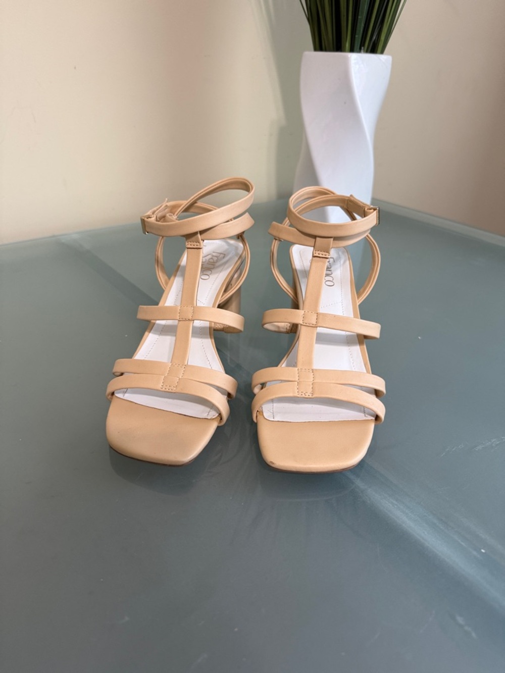 Franco Sarto Nude/Tan Strappy Block Heeled Sandals Size 8 - Picture 9 of 10